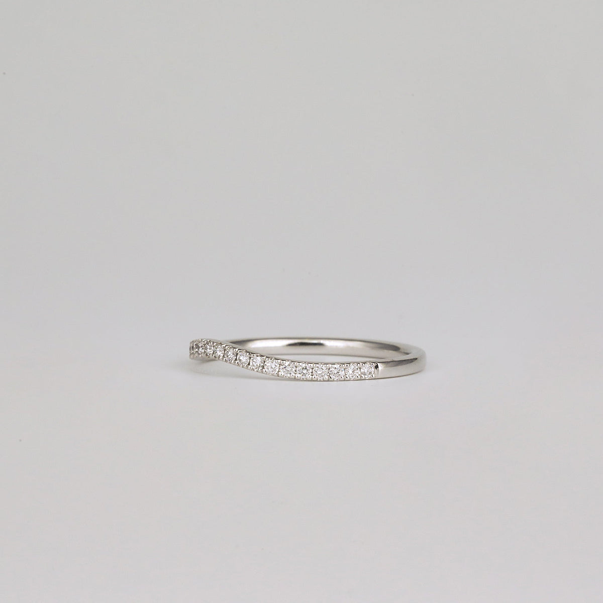0.21 TCW Round Curved Lab Grown Diamond Wedding Band