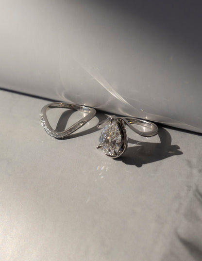 1.25 CT Pear Shaped Lab Grown Diamond Unique Style Engagement Ring