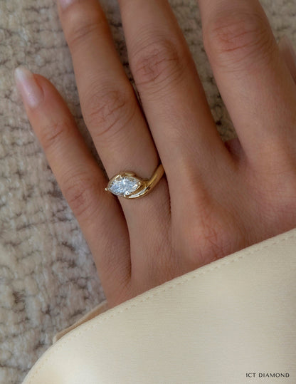 1.5 CT Marquise Cut Lab Grown Diamond Solitaire Engagement Ring