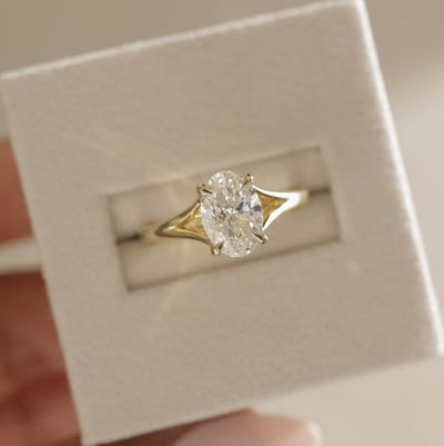 2 CT Oval Solitaire Split Shank Moissanite Engagement Ring
