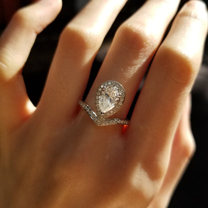 1.50 CT Pear Halo & Pave Lab Grown Diamond Engagement Ring
