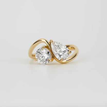 1.05 CT Pear Toi Et Moi Lab-Grown Diamond Engagement Ring