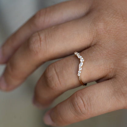 0.23 TCW Round Curved Lab Grown Diamond Wedding Band