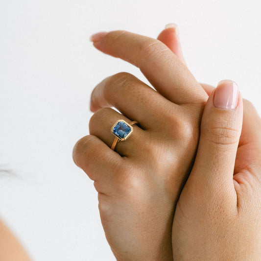 3.5 CT Round Pave Lab Grown Blue Sapphire Engagement Ring