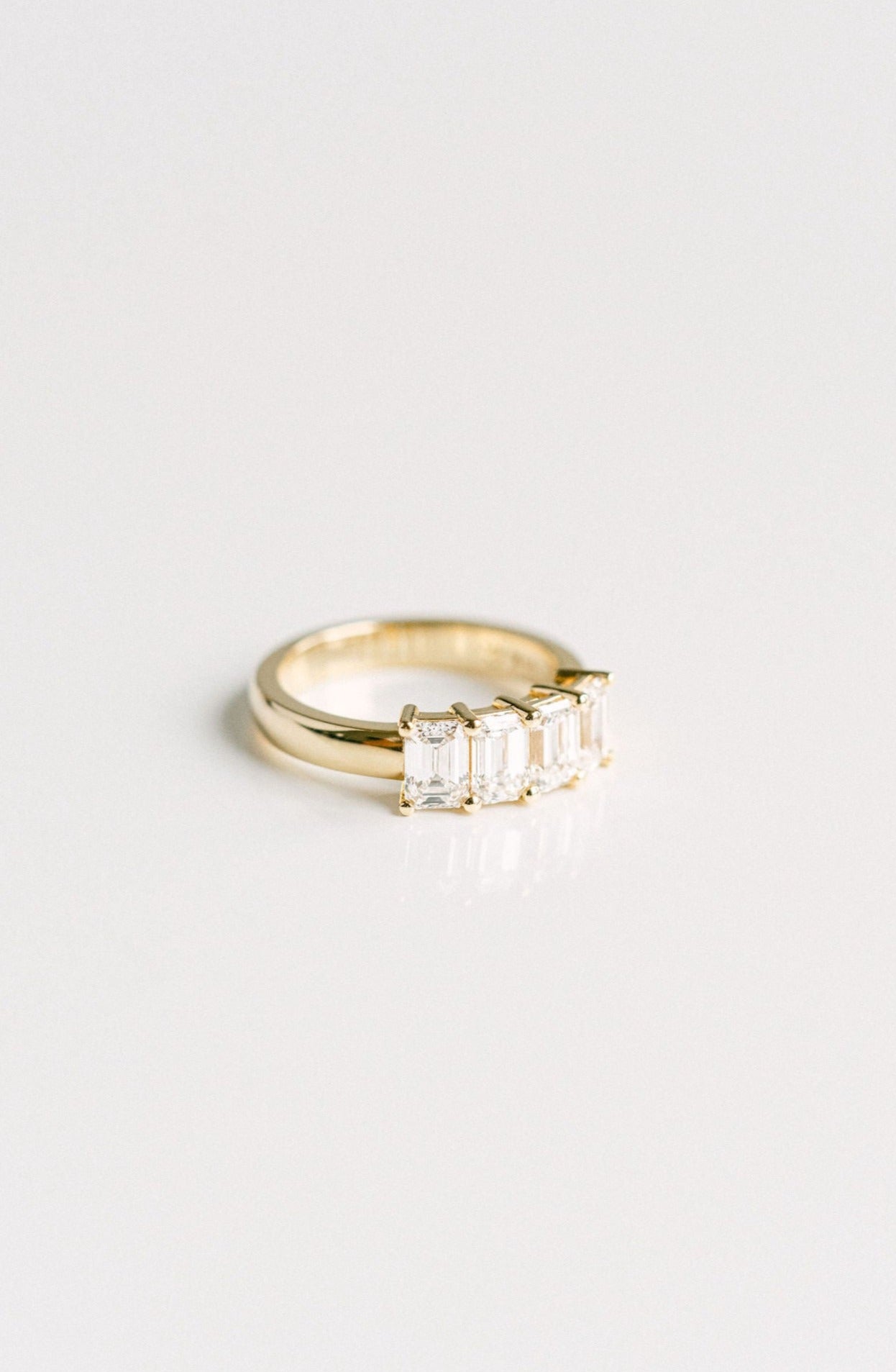 0.15 TCW Round Milgrain Lab Grown Diamond Wedding Band