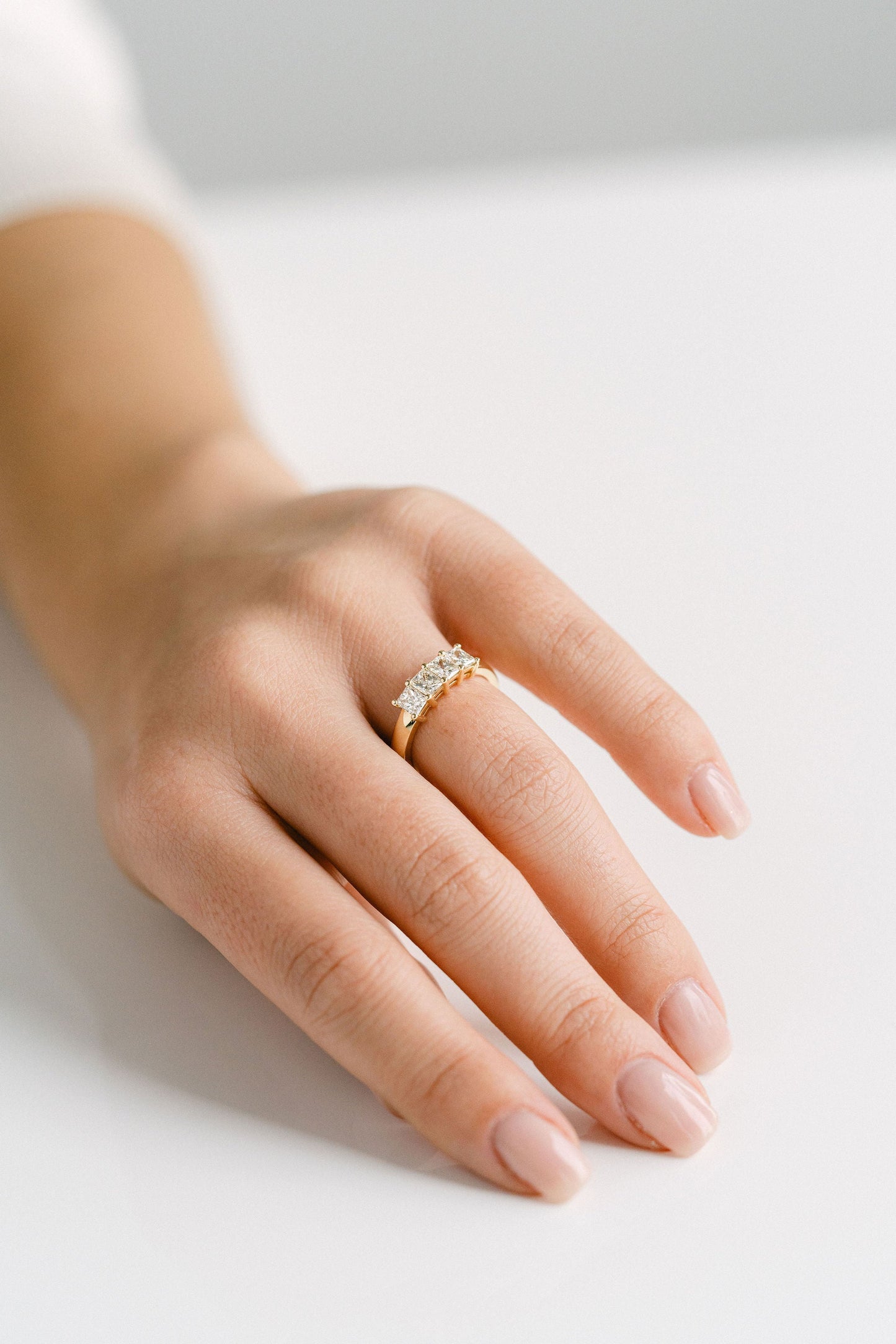 0.15 TCW Round Milgrain Lab Grown Diamond Wedding Band