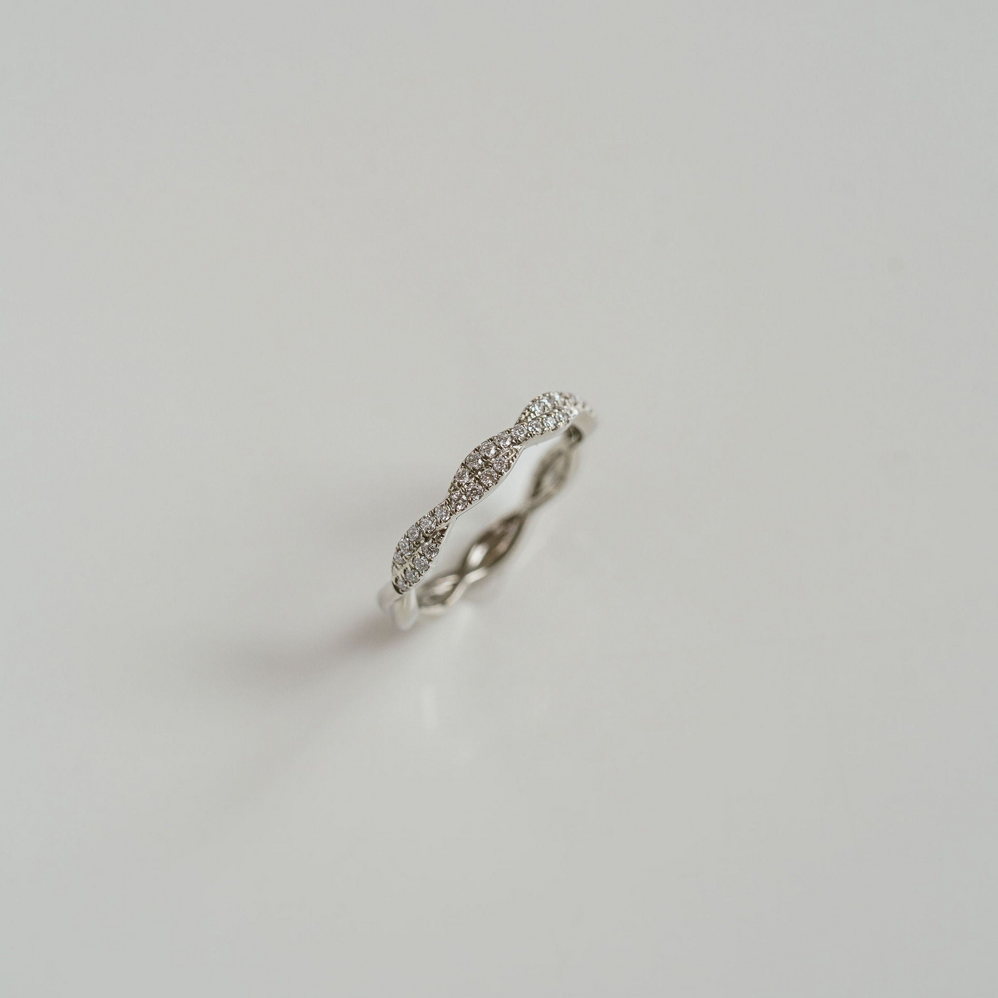 0.15 TCW Round Milgrain Lab Grown Diamond Wedding Band