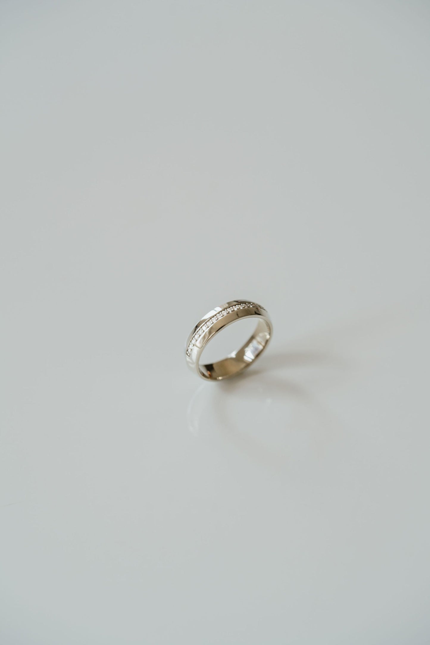 0.15 TCW Round Milgrain Lab Grown Diamond Wedding Band