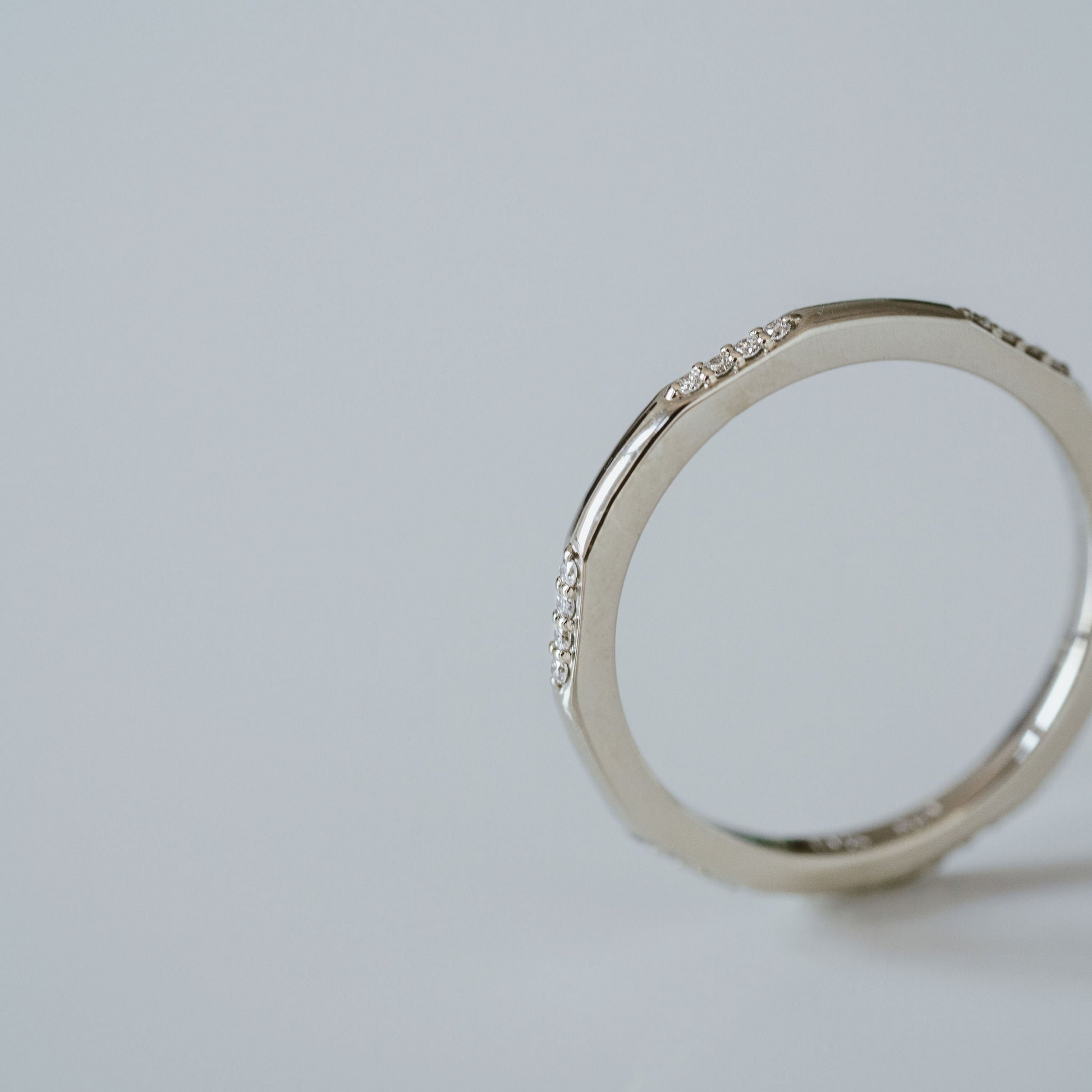 0.15 TCW Round Milgrain Lab Grown Diamond Wedding Band