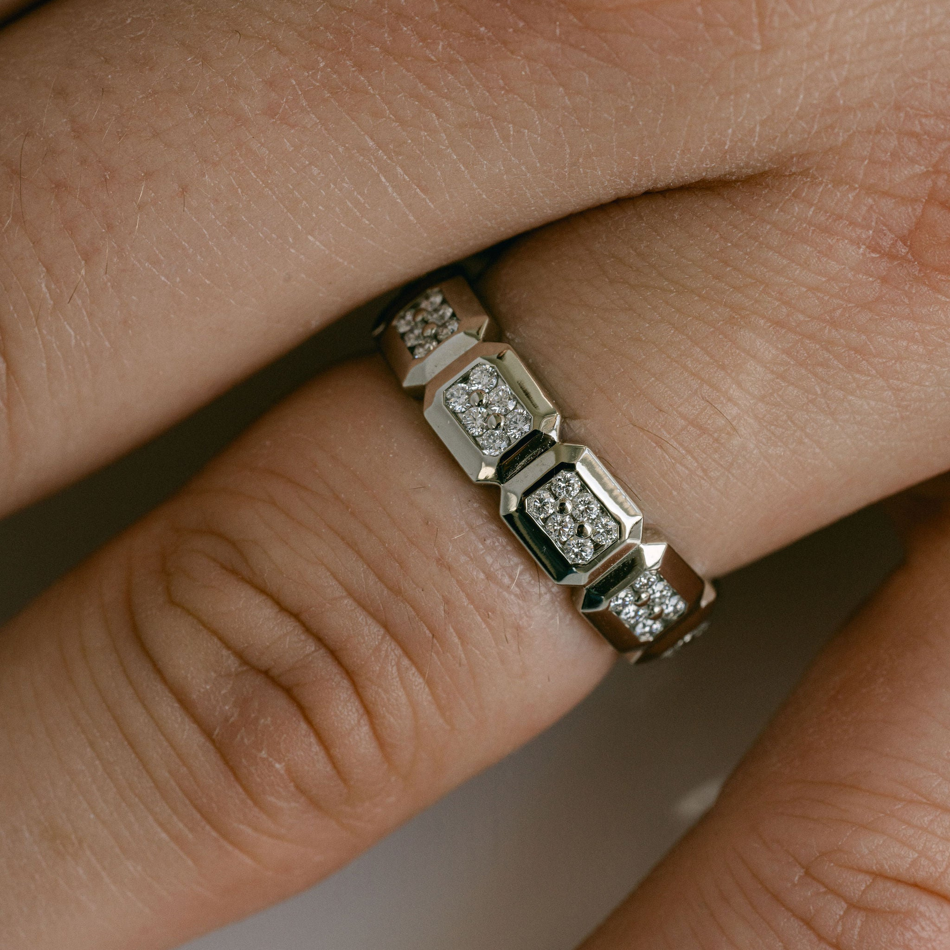 0.15 TCW Round Milgrain Lab Grown Diamond Wedding Band