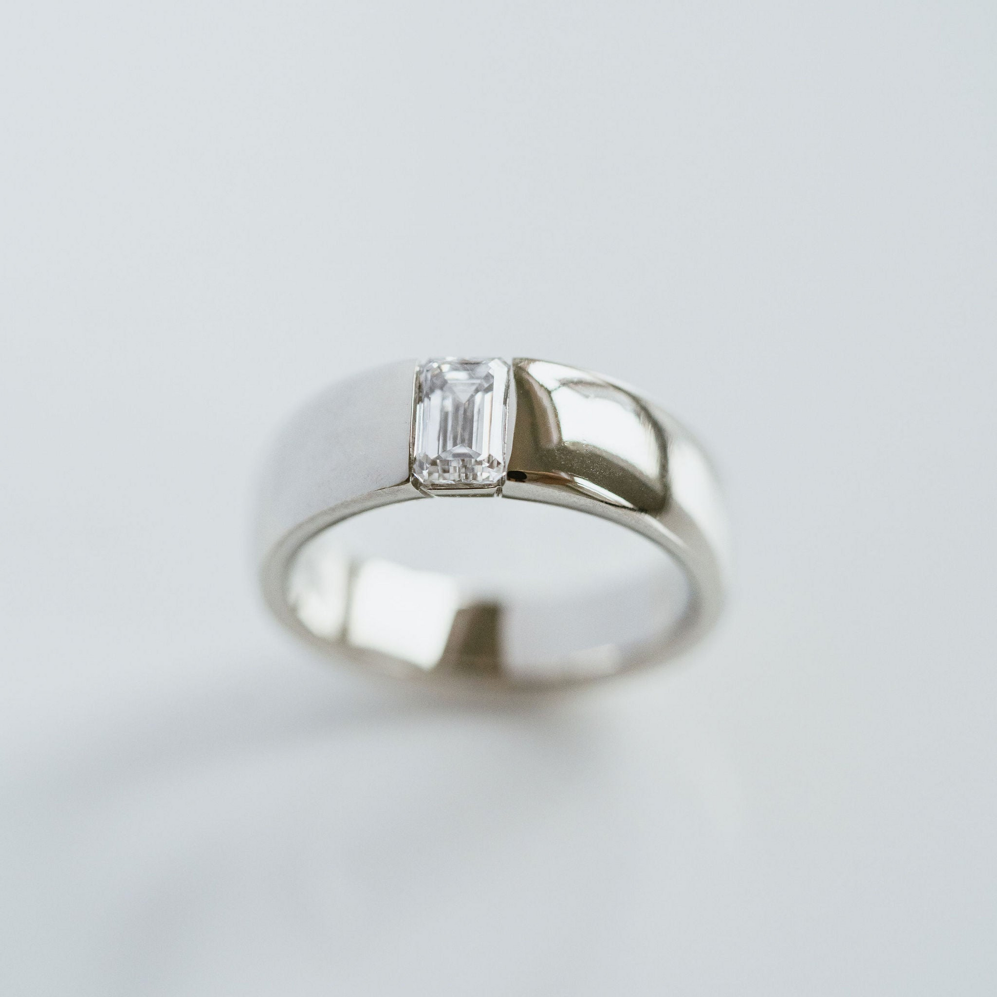 0.15 TCW Round Milgrain Lab Grown Diamond Wedding Band