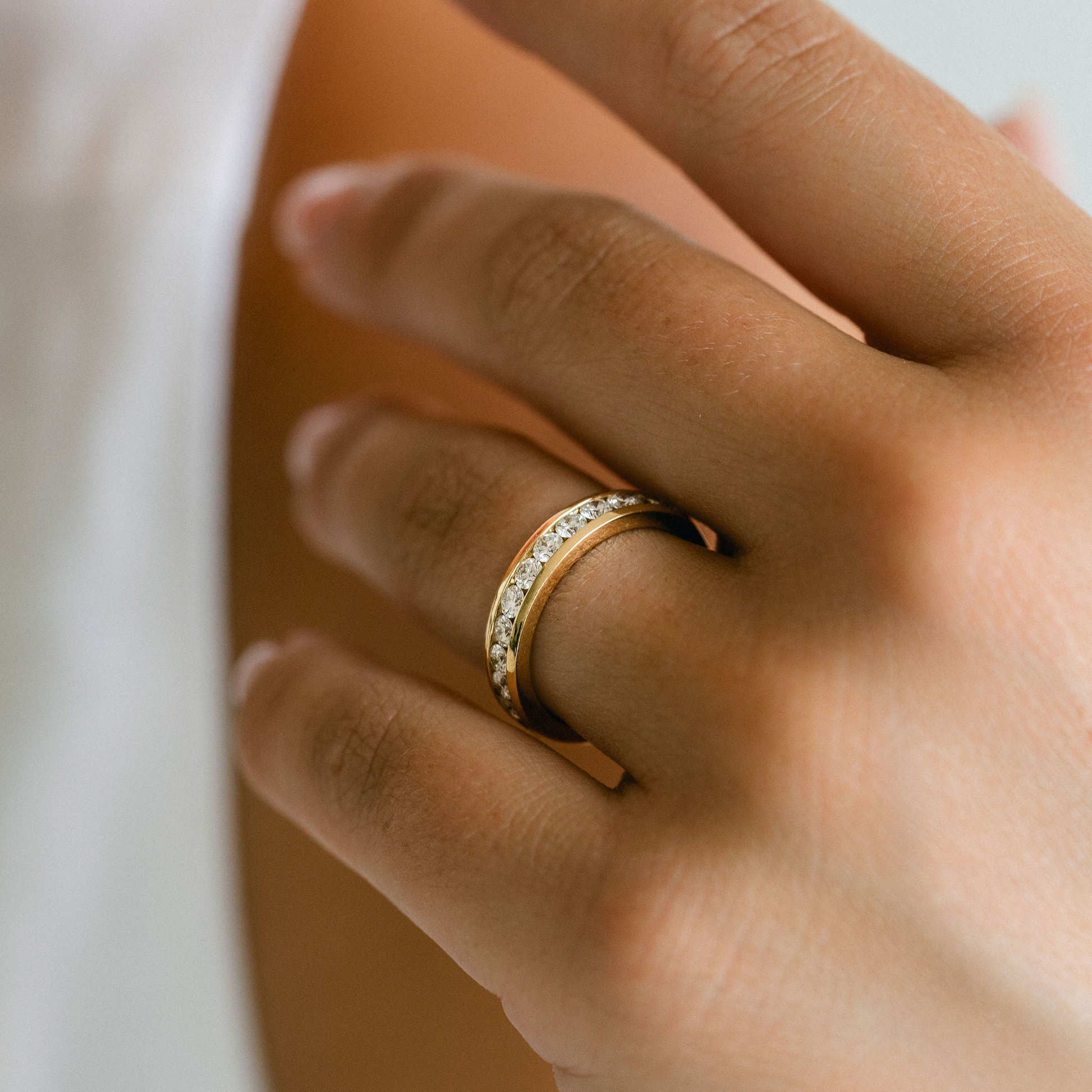 0.15 TCW Round Milgrain Lab Grown Diamond Wedding Band