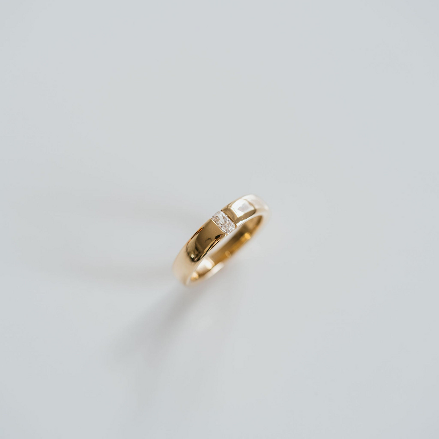 0.15 TCW Round Milgrain Lab Grown Diamond Wedding Band