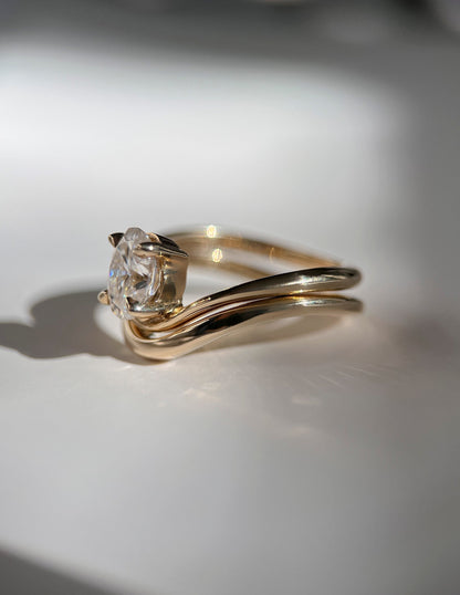1.0 CT Oval Cut Lab Grown Diamond Solitaire Engagement Ring