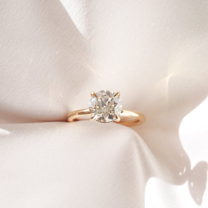 1.5 CT Round Solitaire Lab Grown Diamond Engagement Ring