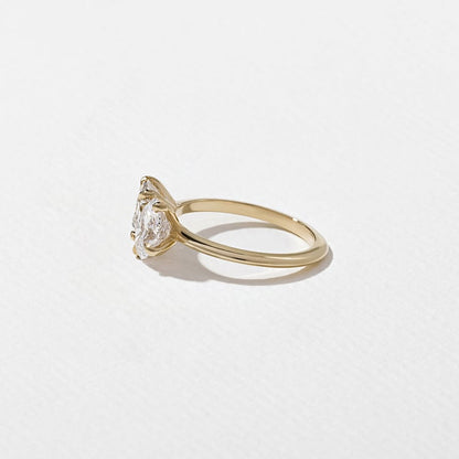 2.30 CT Oval & Asscher Toi et Moi Lab Grown Diamond Engagement Ring