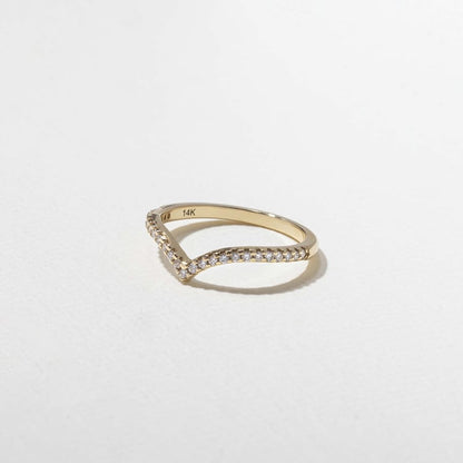0.20 TCW Oval Curved Lab Grown Diamond Wedding Band