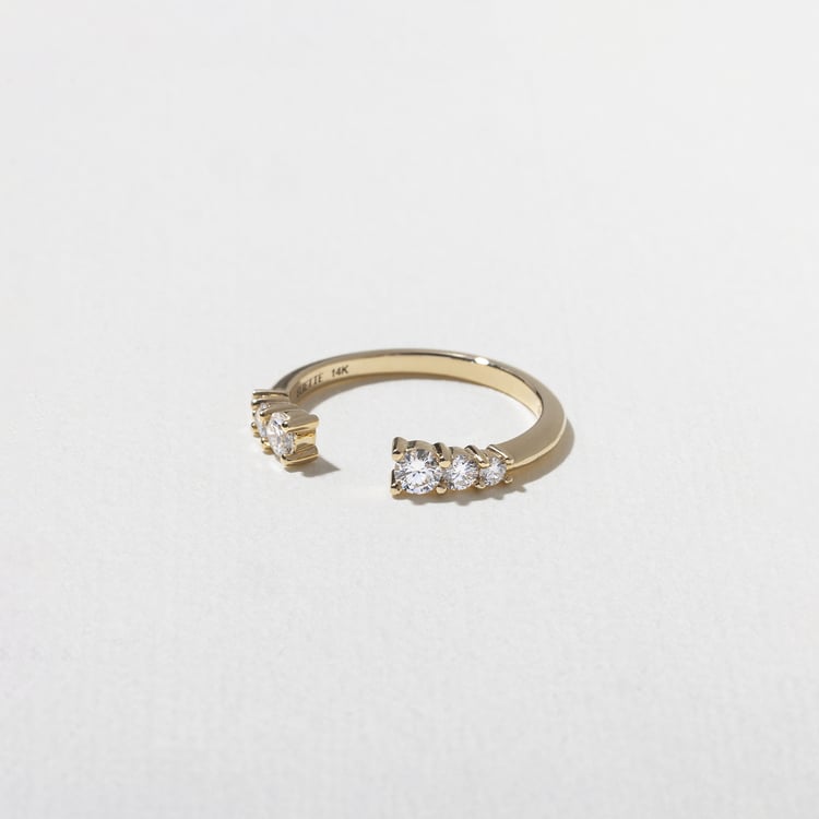 0.15 TCW Round Milgrain Lab Grown Diamond Wedding Band