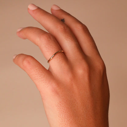 Classic Curved Wedding Band