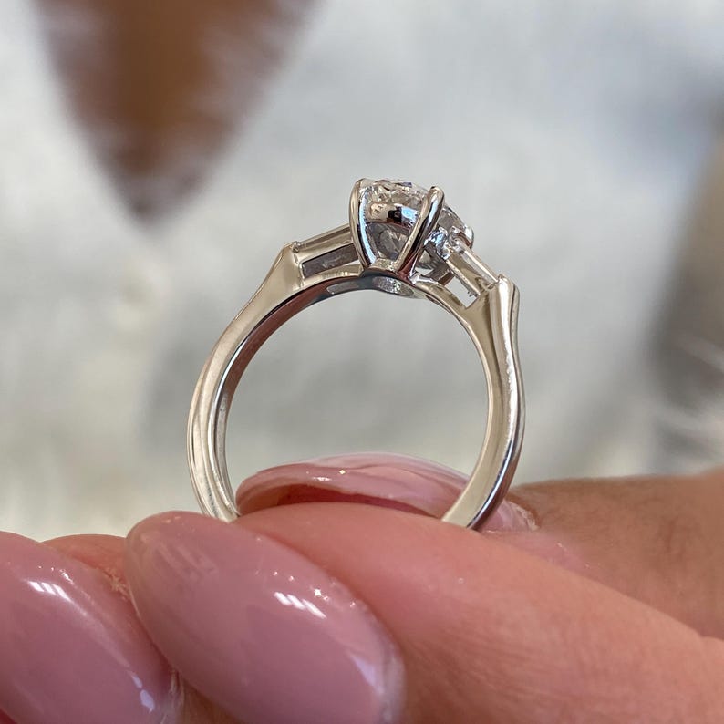 1 CT Oval Three Stone Lab Grown Diamond Engagement Ring
