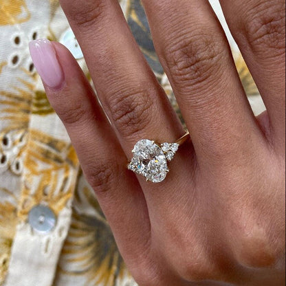 2.5 CT Oval Cluster Lab Grown Diamond Engagement Ring