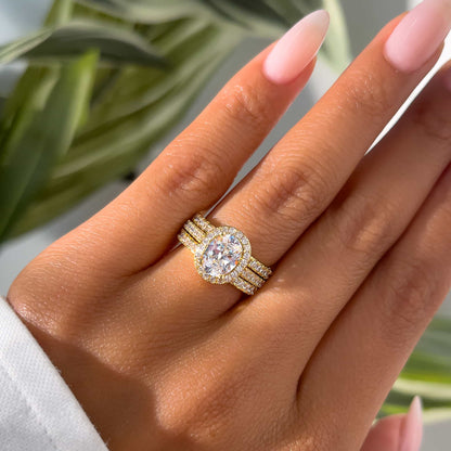 1.5 CT Oval Halo & Pave Lab Grown Diamond Engagement Ring