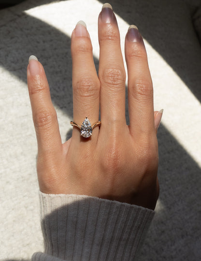 3.0 CT Pear Shaped Lab Grown Diamond Soliatire Style Engagement Ring