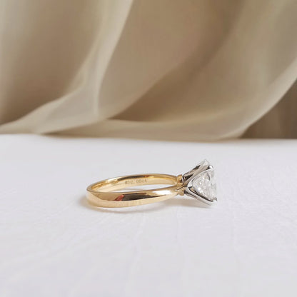 2 CT Oval Solitaire Lab Grown Diamond Engagement Ring