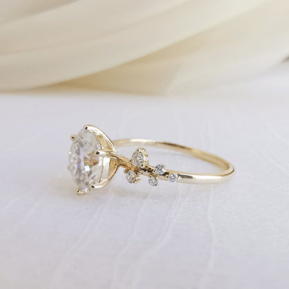 2 CT Round Cluster Lab Grown Diamond Engagement Ring