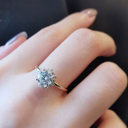 0.8 CT Round Cluster Lab Grown Diamond Engagement Ring