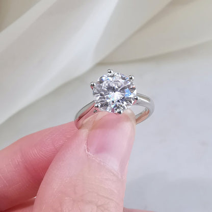 2.5 CT Round Solitaire Lab Grown Diamond Engagement Ring