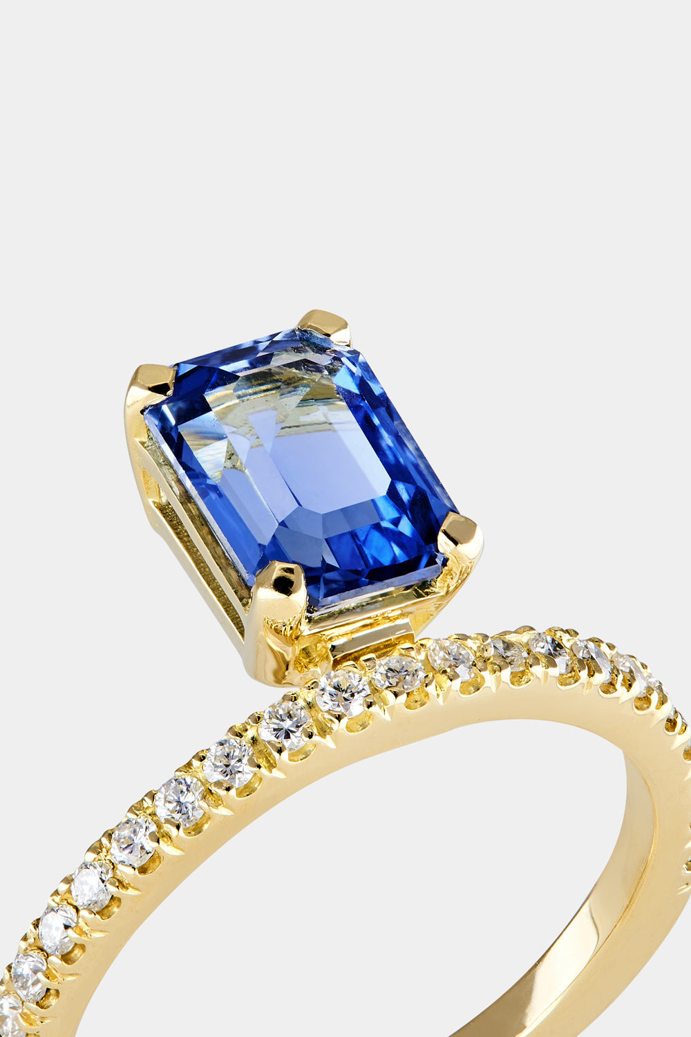 0.40 CT Pear Halo & Pave Lab Grown Diamond Engagement Ring