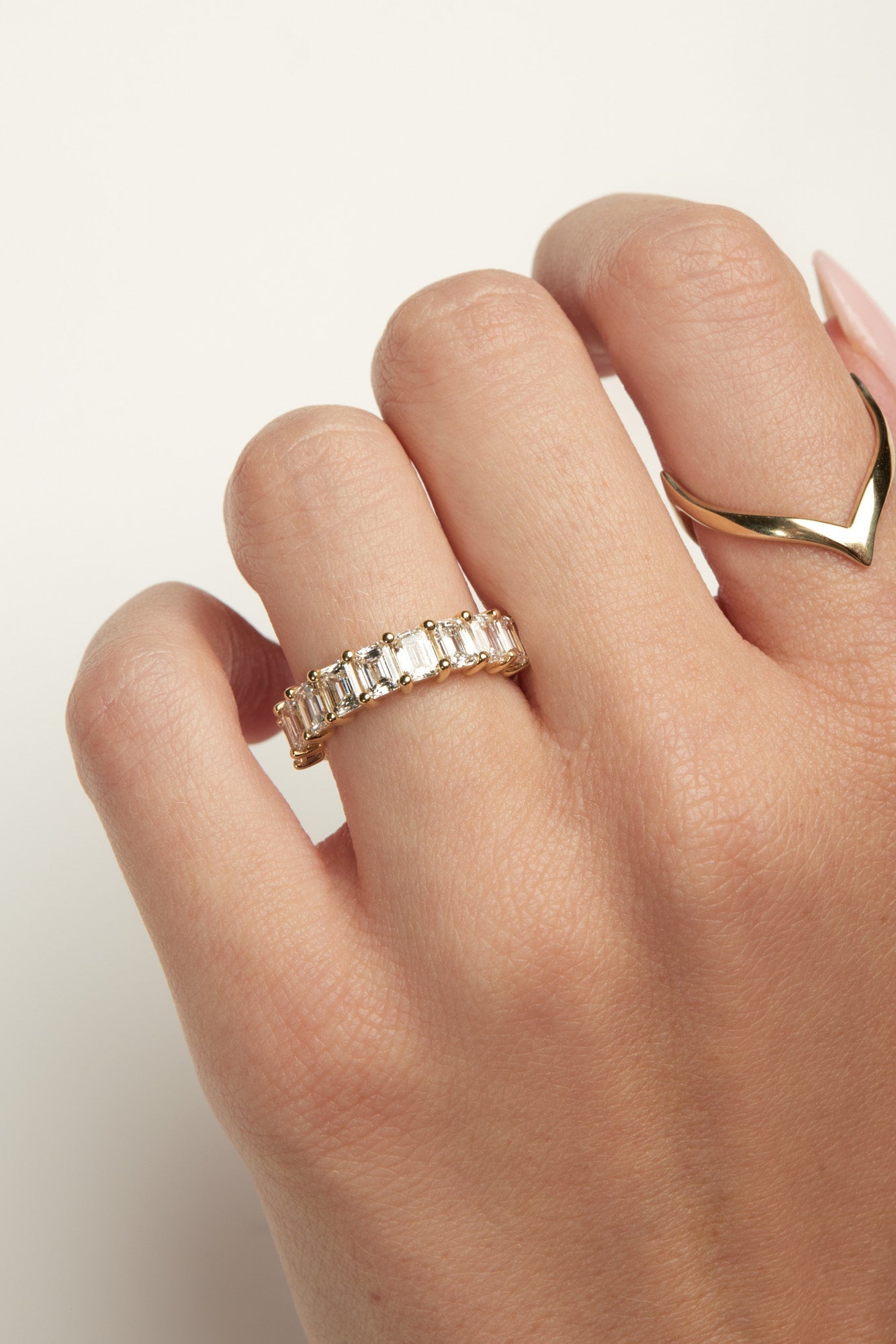 0.15 TCW Round Milgrain Lab Grown Diamond Wedding Band