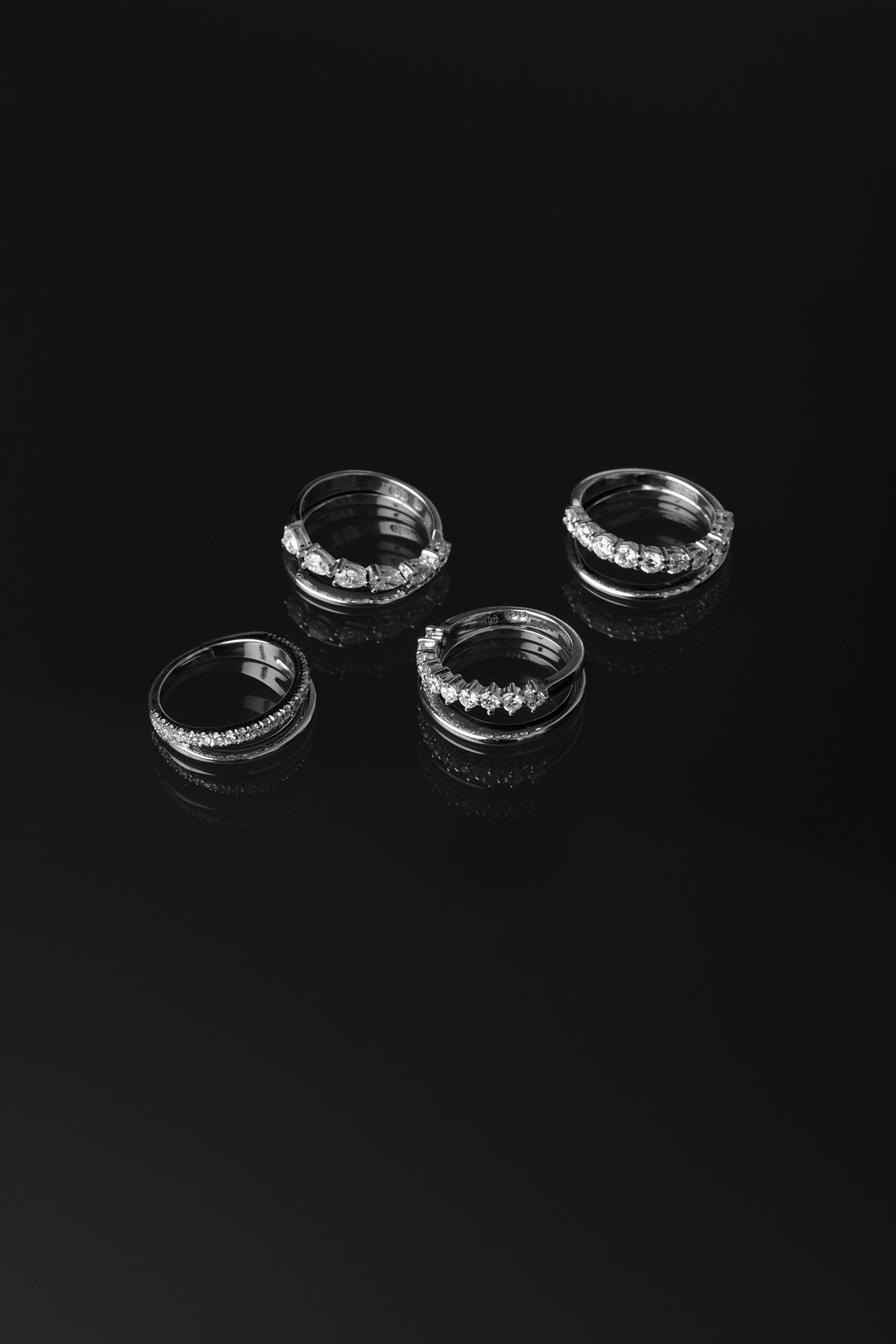 0.15 TCW Round Milgrain Lab Grown Diamond Wedding Band
