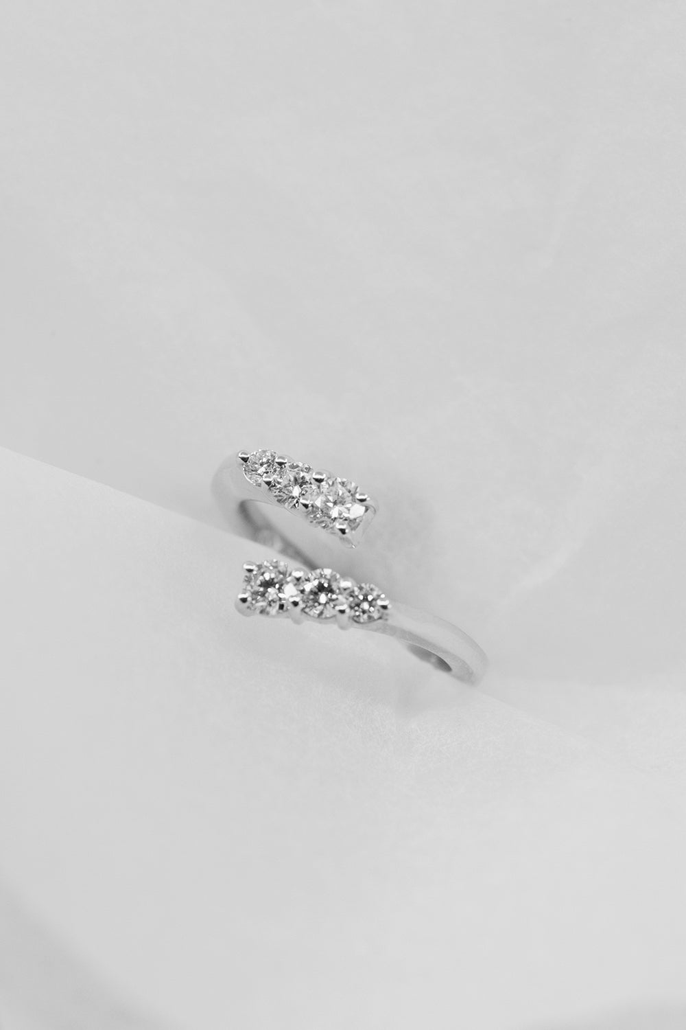 0.15 TCW Round Milgrain Lab Grown Diamond Wedding Band