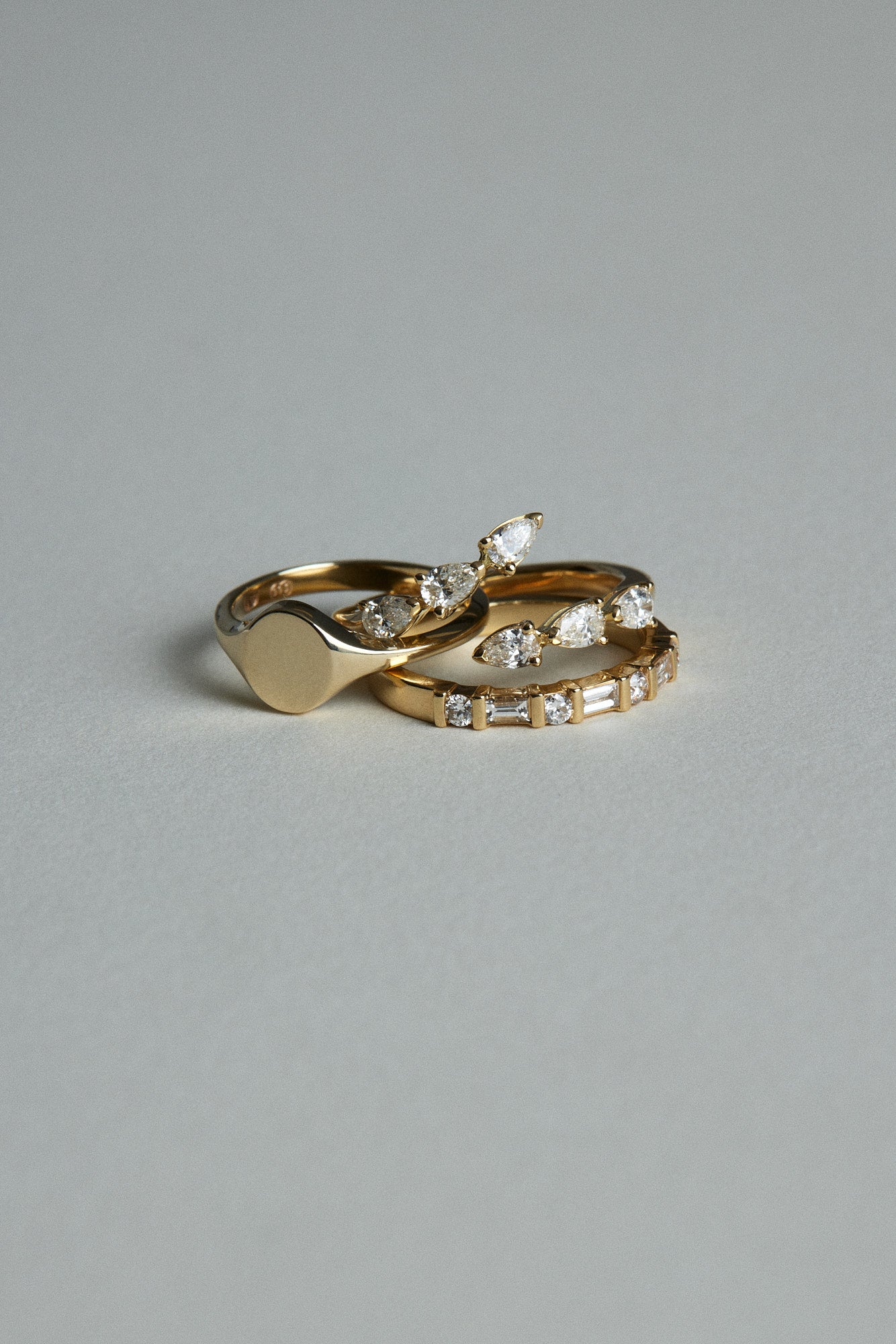 0.15 TCW Round Milgrain Lab Grown Diamond Wedding Band