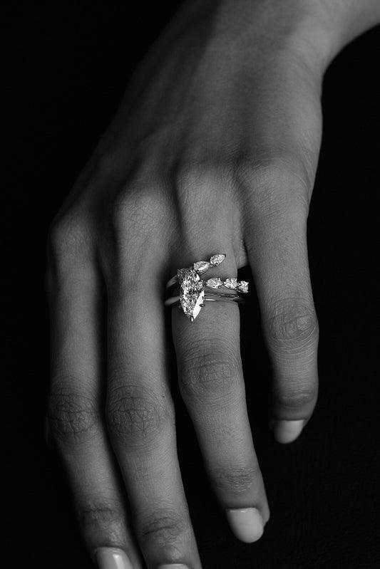 0.15 TCW Round Milgrain Lab Grown Diamond Wedding Band