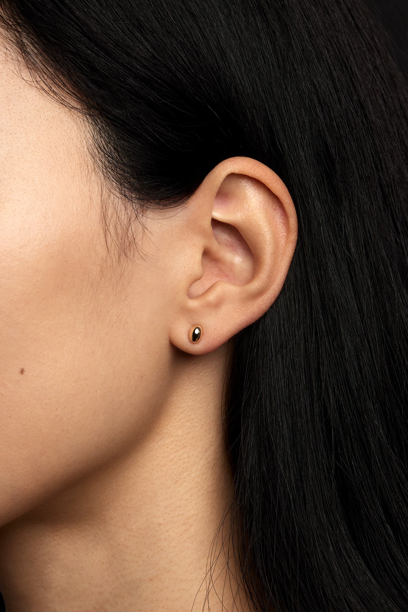 Vivienne Small Oval Studs | 925 Sterling Silver