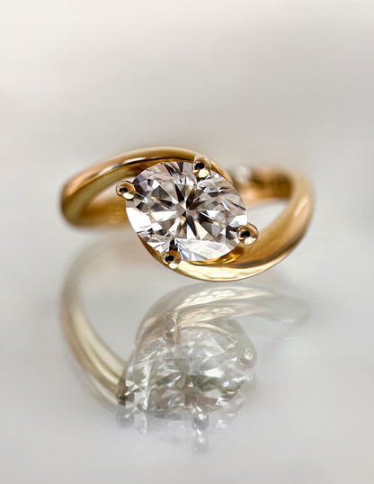 1.5 CT Oval Cut Lab Grown Diamond Solitaire Engagement Ring