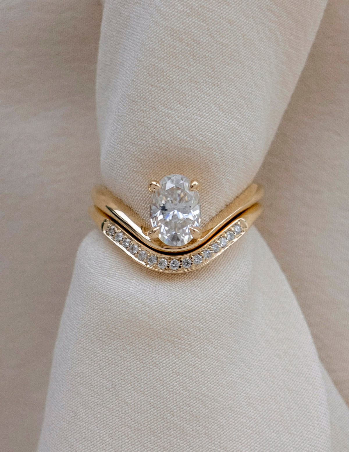 1.0 CT Oval Cut Lab Grown Diamond Solitaire Engagement Ring