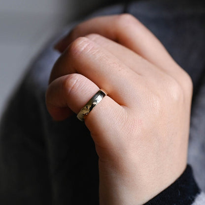 Classic Men's Wedding Band
