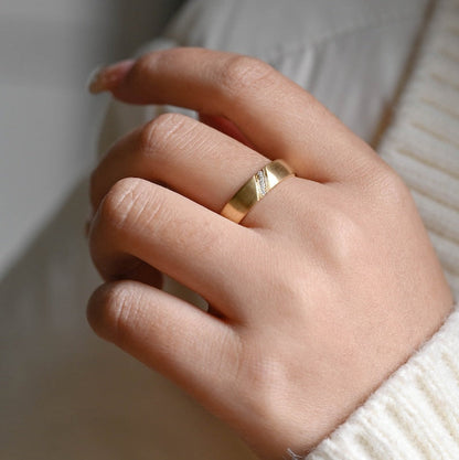 0.05 TCW Round Lab Grown Diamond Minimalist Men's Wedding Band