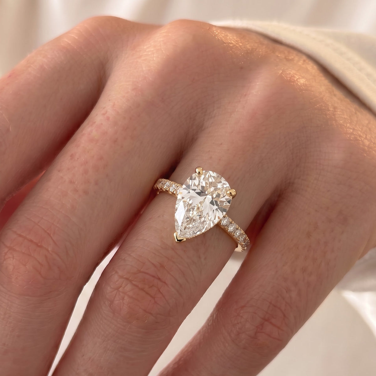 Margot Robbie – Inspired Pear Cut Pave Lab Grown Diamond Engagement Ring