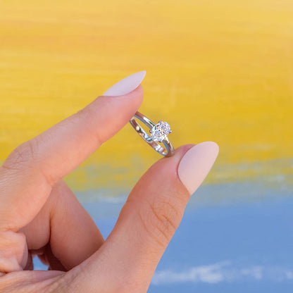 1 CT Oval Solitaire Lab Grown Diamond Engagement Ring