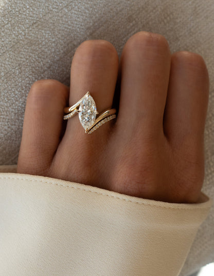 2.5 CT Marquise Shaped Lab Grown Diamond Soliatire Style Engagement Ring
