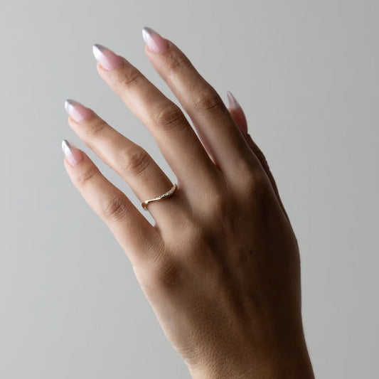 0.15 TCW Round Curved Lab Grown Diamond Wedding Band