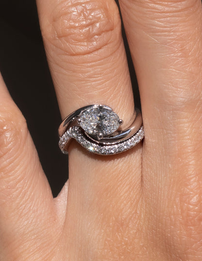 1.5 CT Oval Cut Lab Grown Diamond Solitaire Engagement Ring